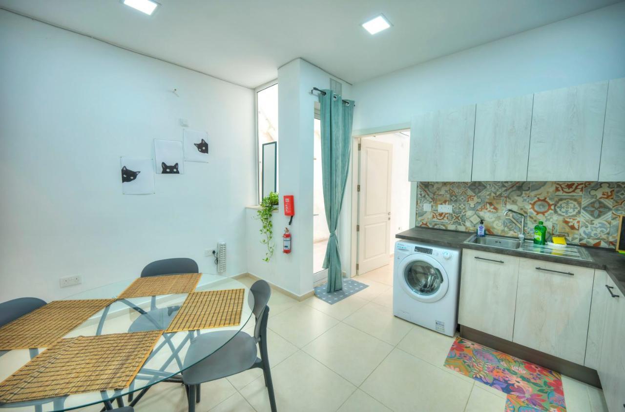 Modern 1br Stylish Maisonette With Yard - Bugibba Promenade * St Paul's Bay